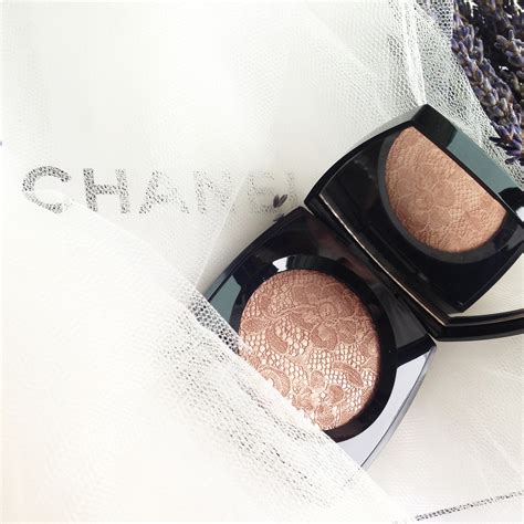 chanel dentelle précieuse illuminating powder uk|Review: Chanel Dentelle Precieuse Illuminating Powder.